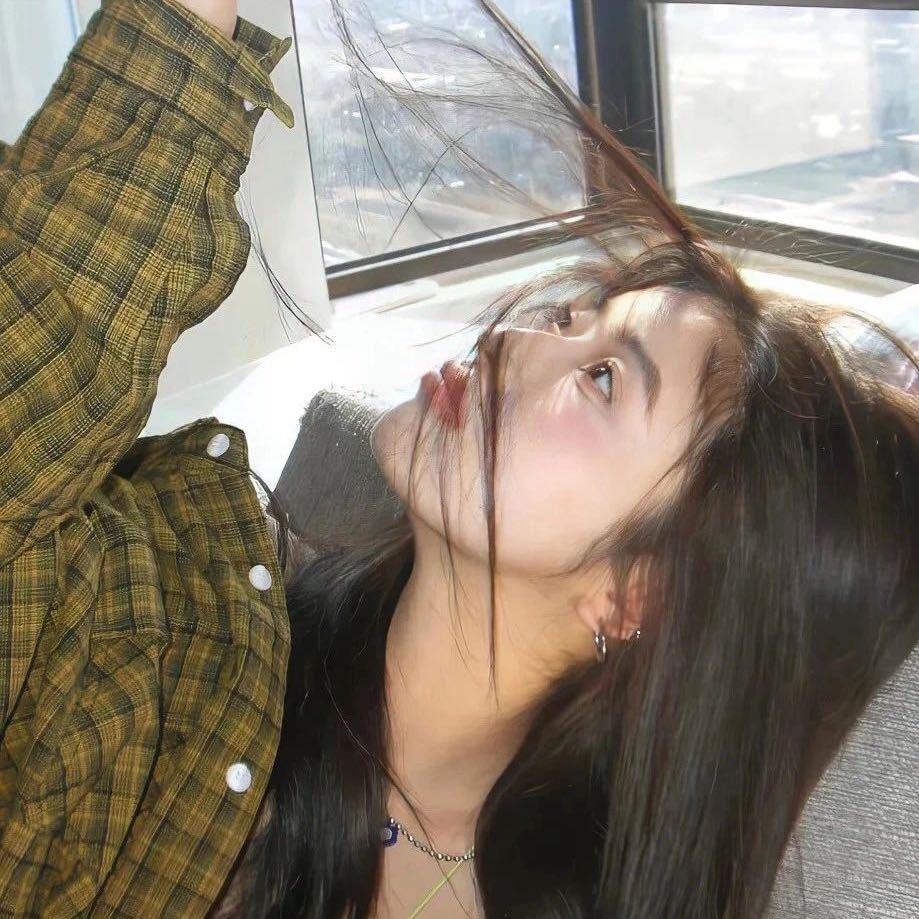 小余小余💬