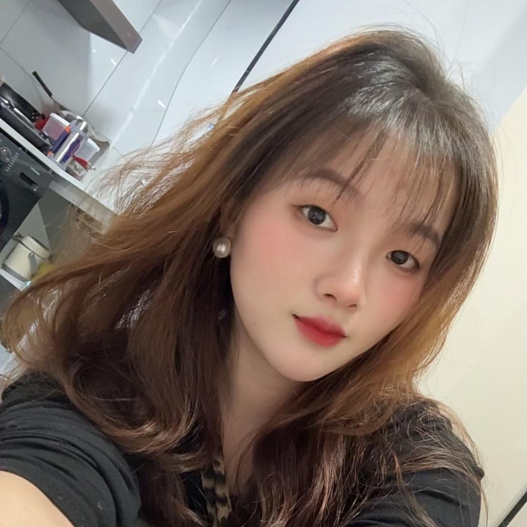 是小余呀