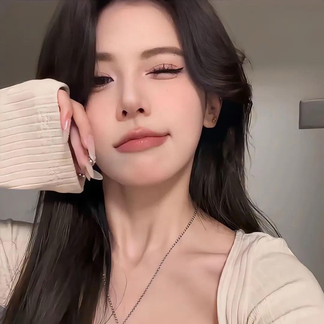 欢囍. 🌻