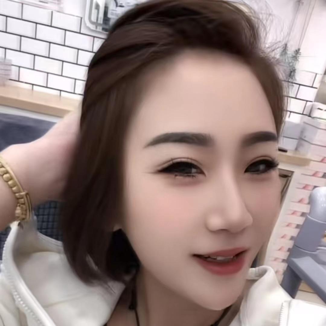 红红呀💋