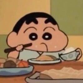 一口八个鸡腿