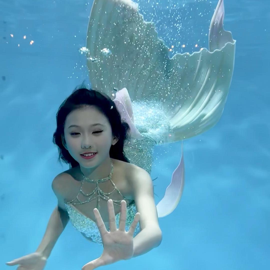美人鱼小甜甜💕