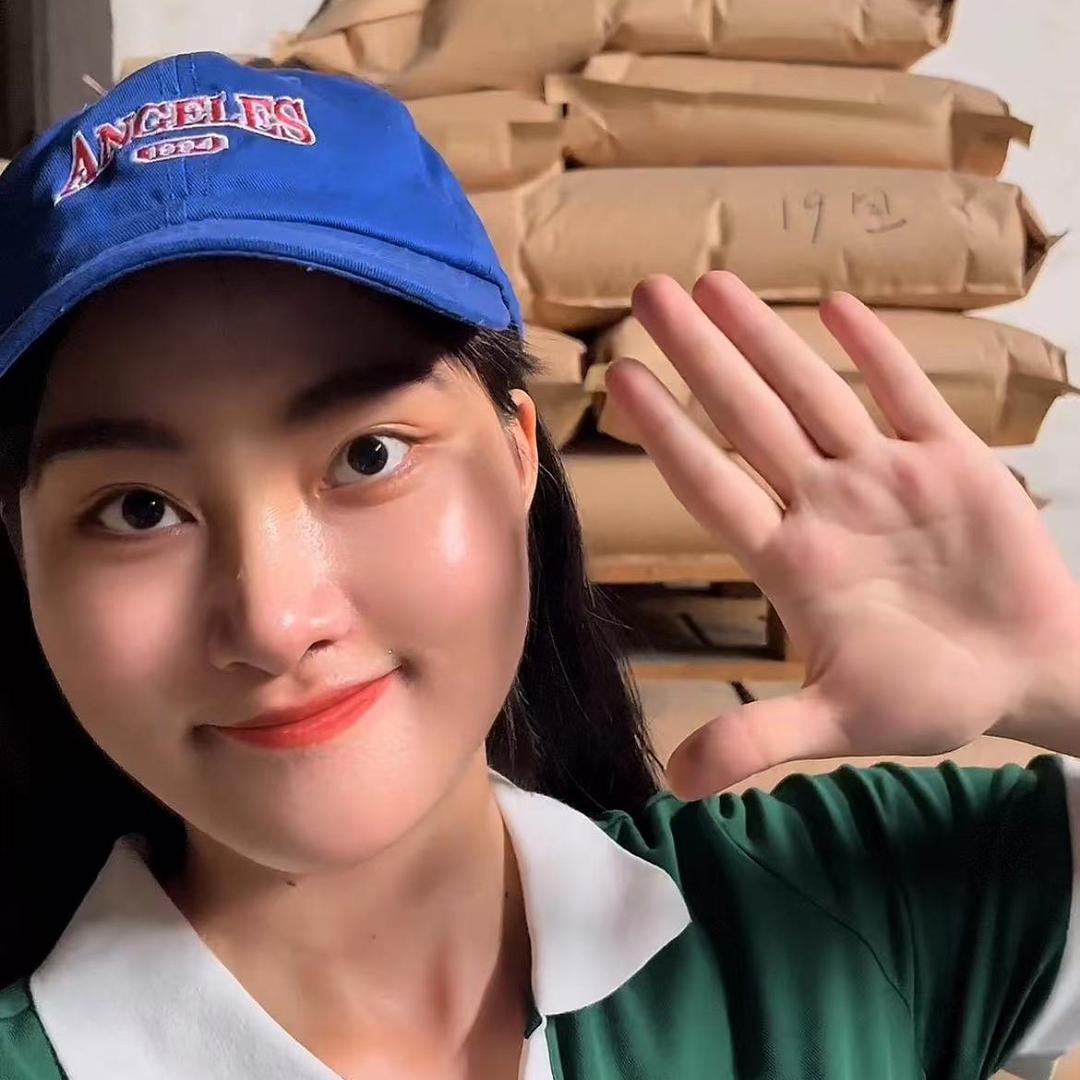 塑料小妹🚩
