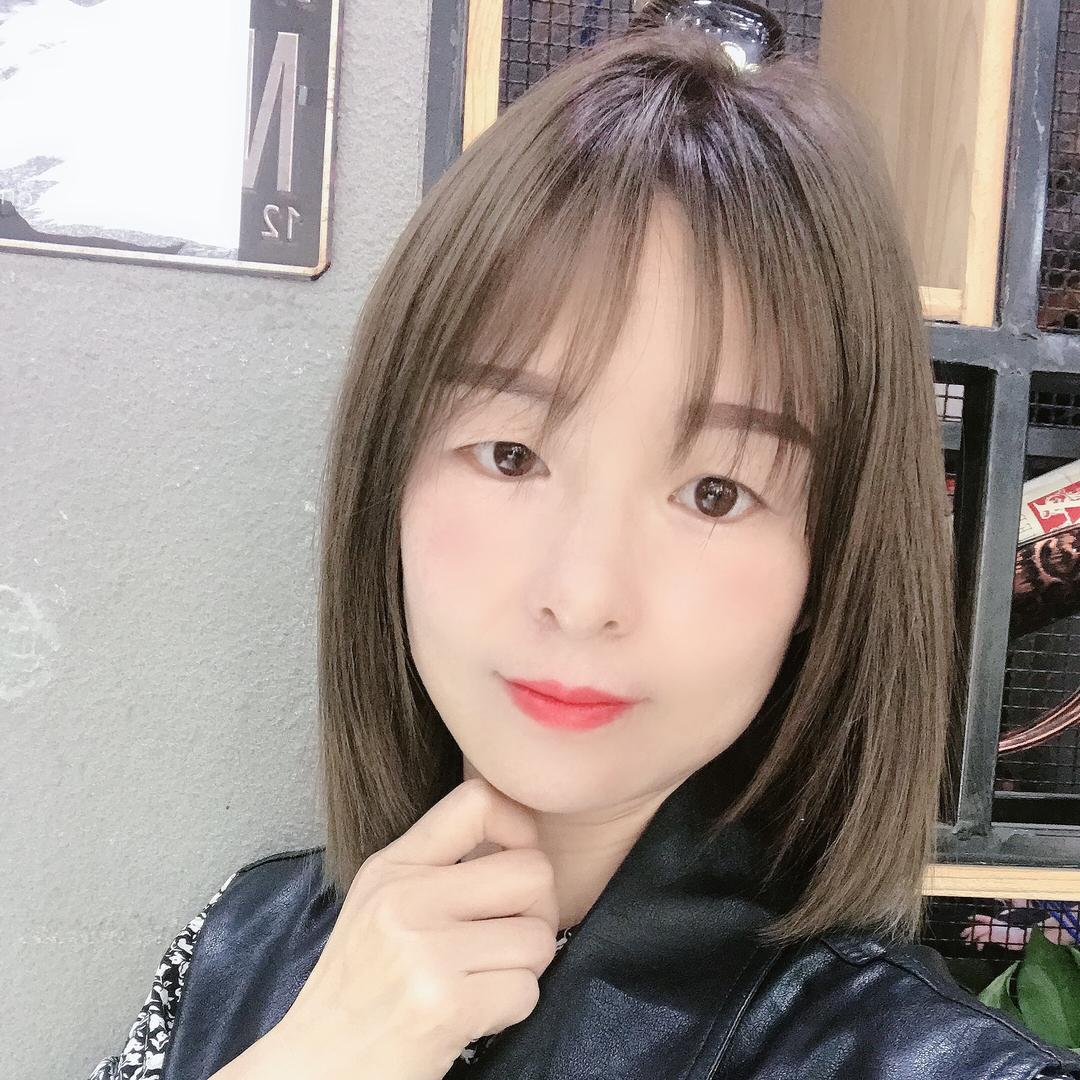 宣威新标榜美发造型
