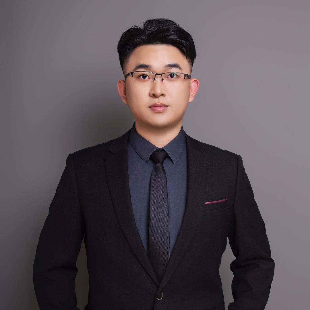 我叫李论_