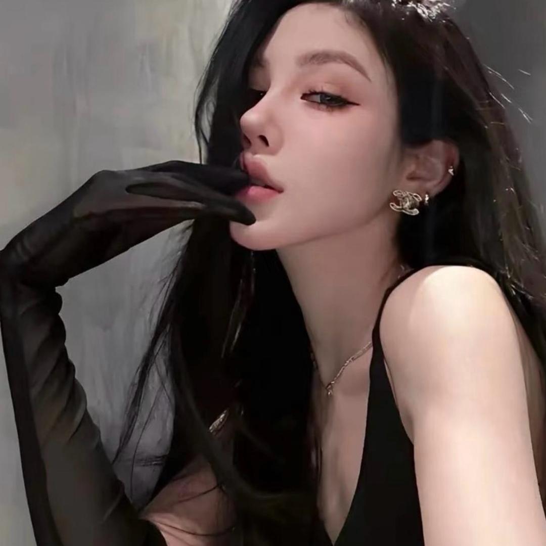 女王万岁👑