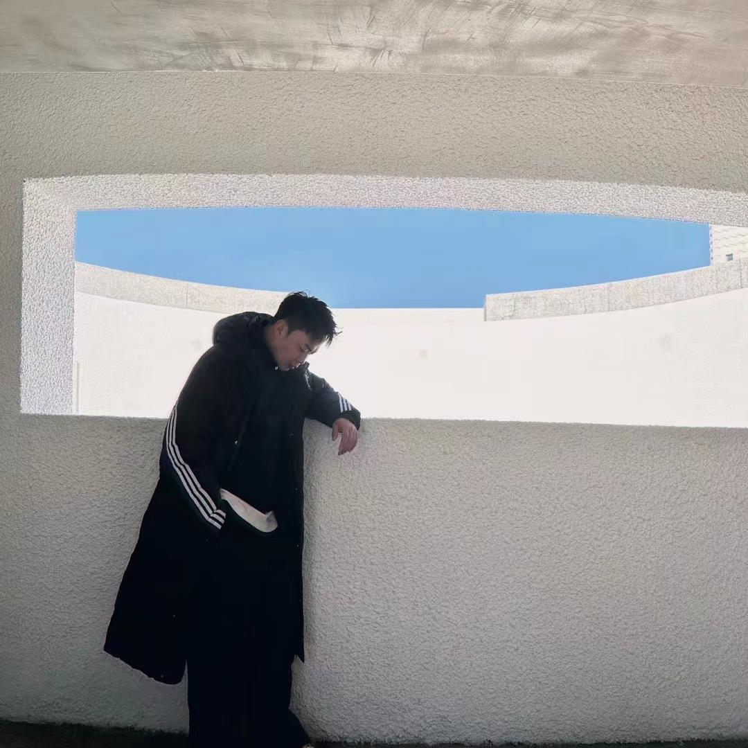丘山先生