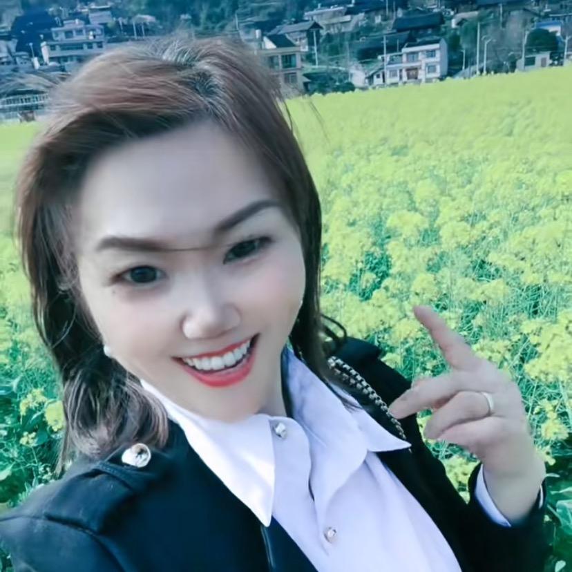 依嫚🎤经典老歌（晚上七点十分开播）