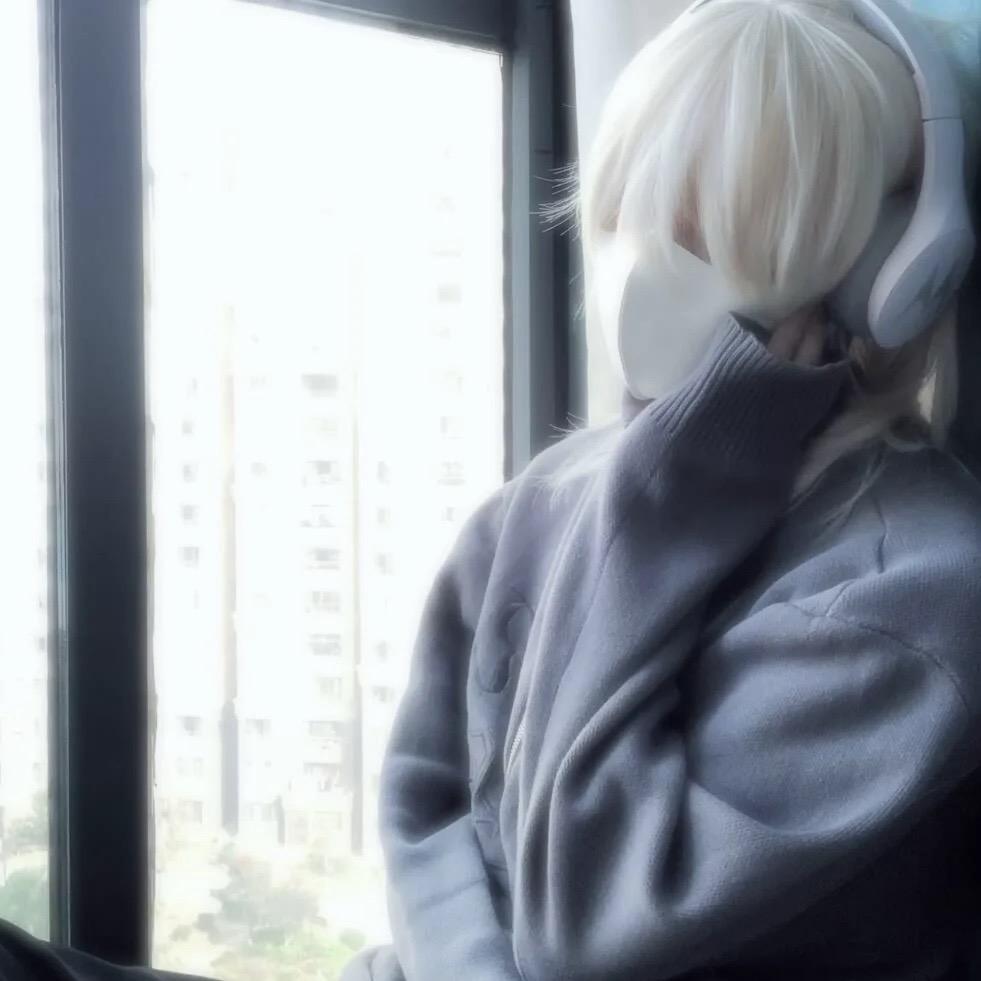 蓝蘑菇🍄‍🟫