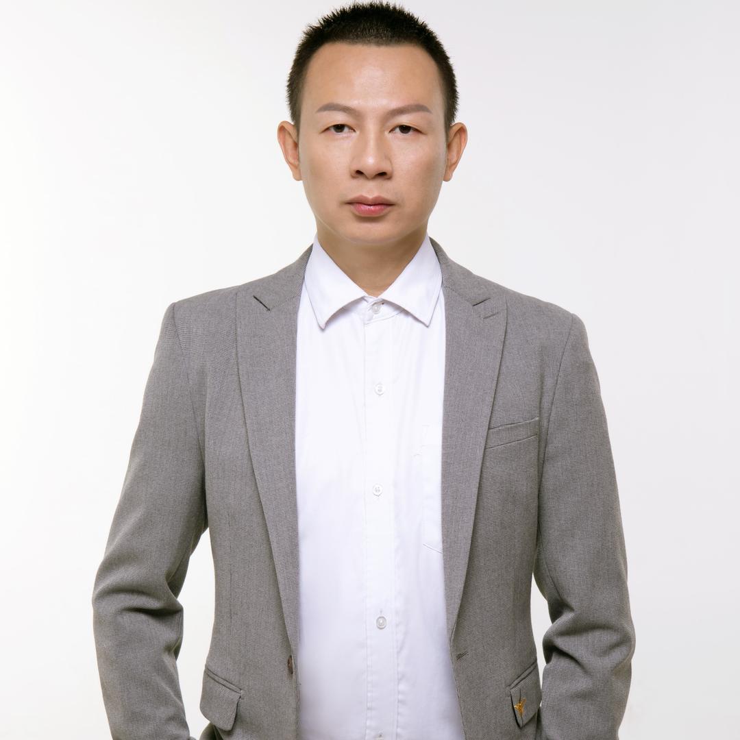 重庆张同学—法务