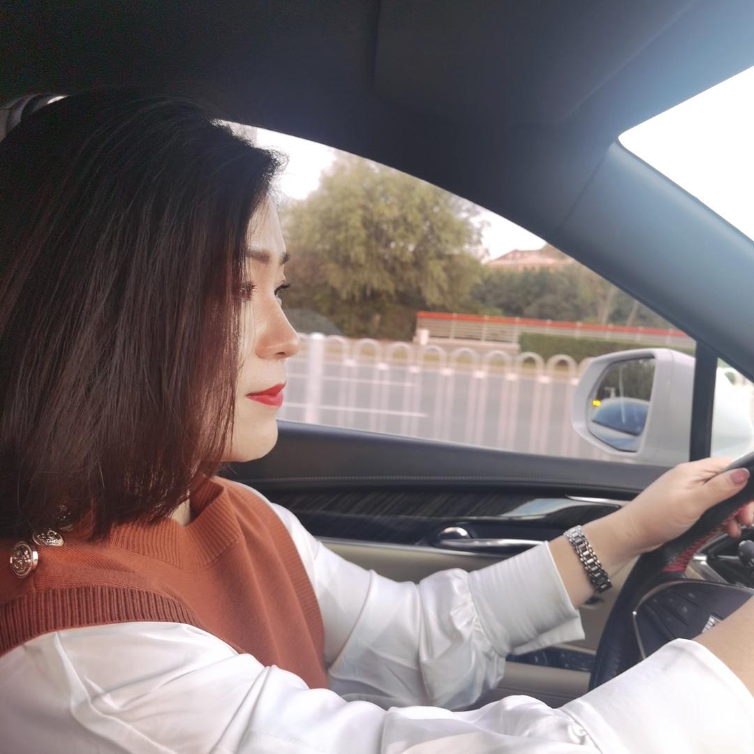 杨立芸
