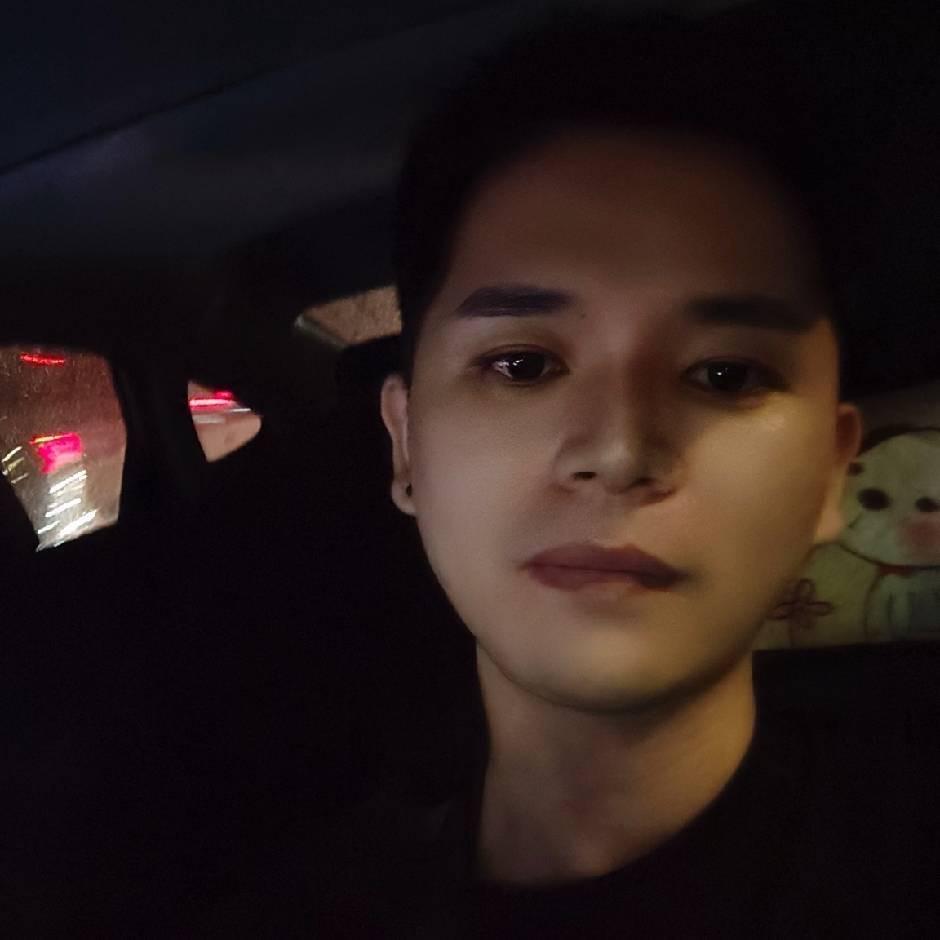 直男阿南