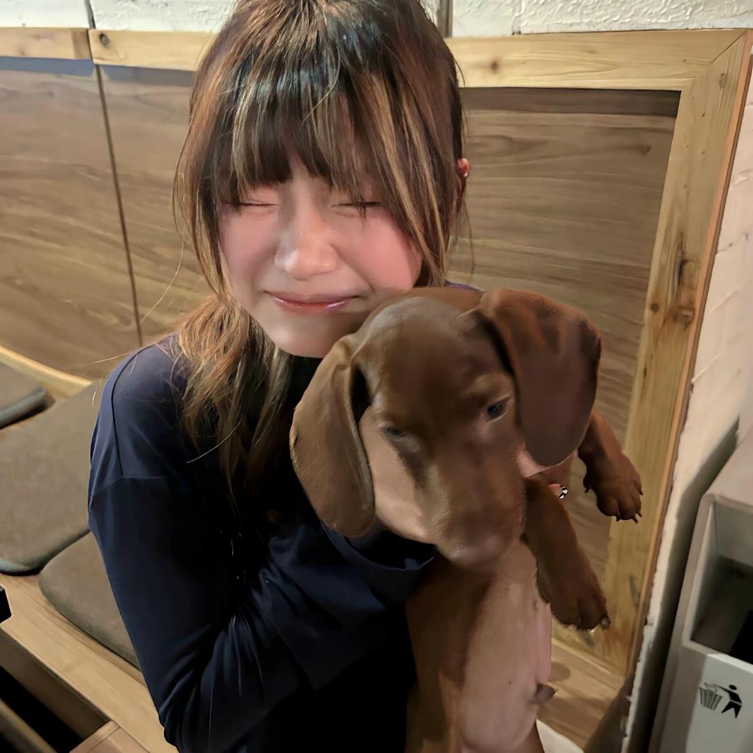 、