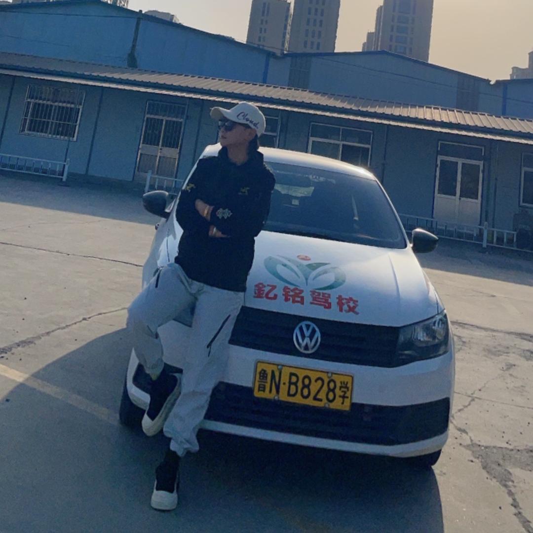釔铭驾校90后王教练