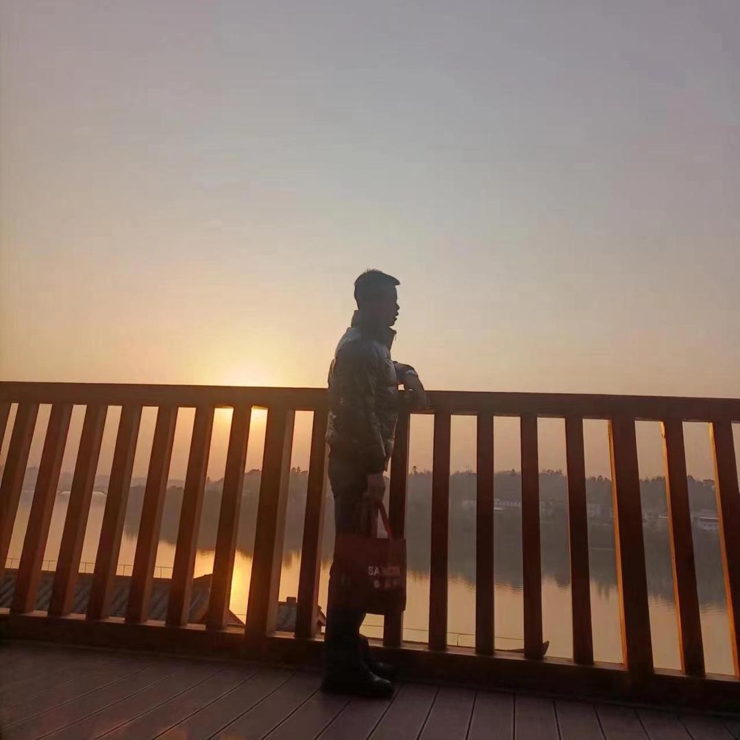 半醉💫半醒⚡️