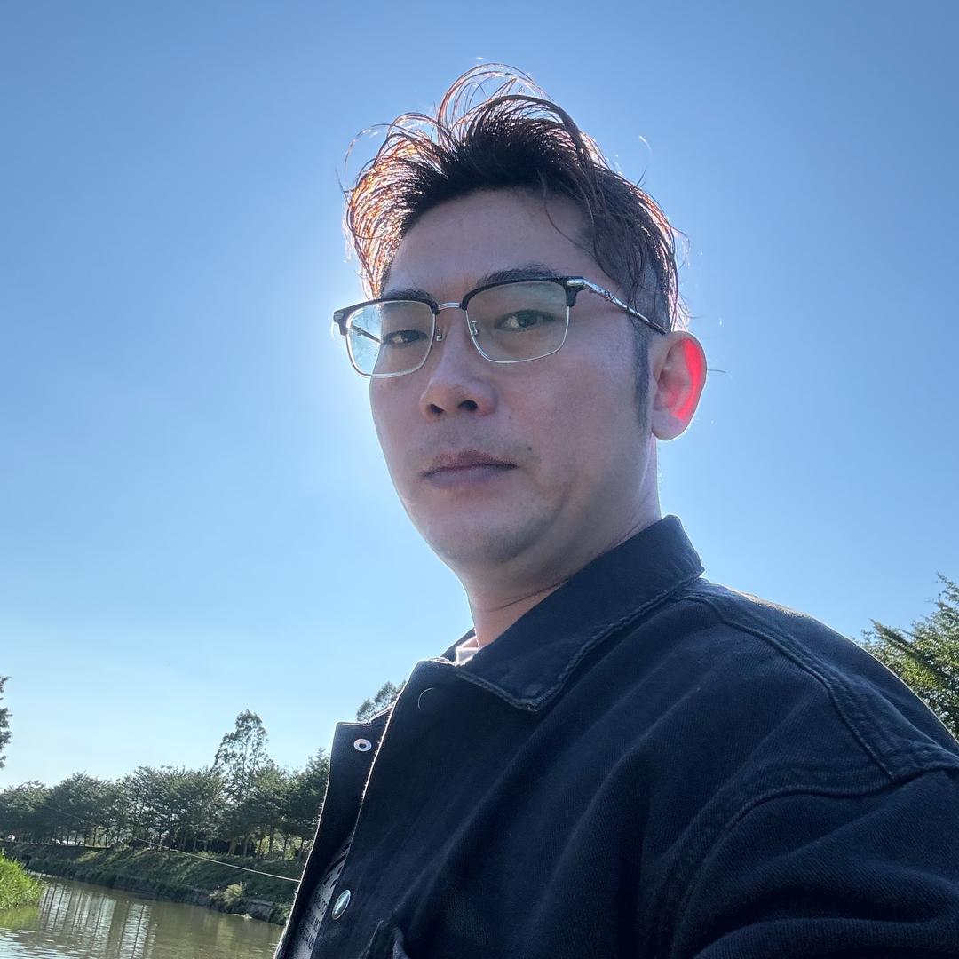 qtz海边人