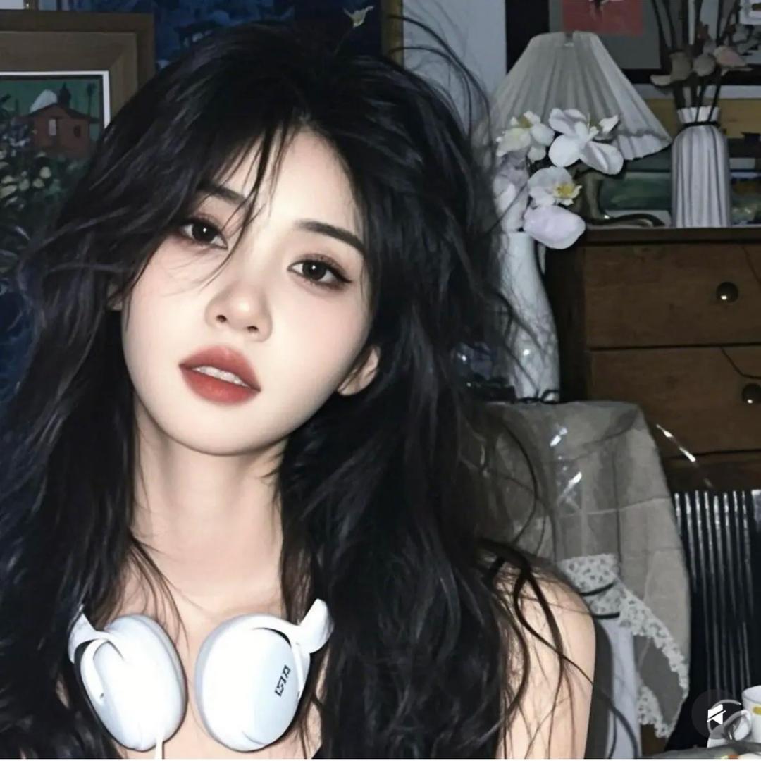 一米七的发际线.