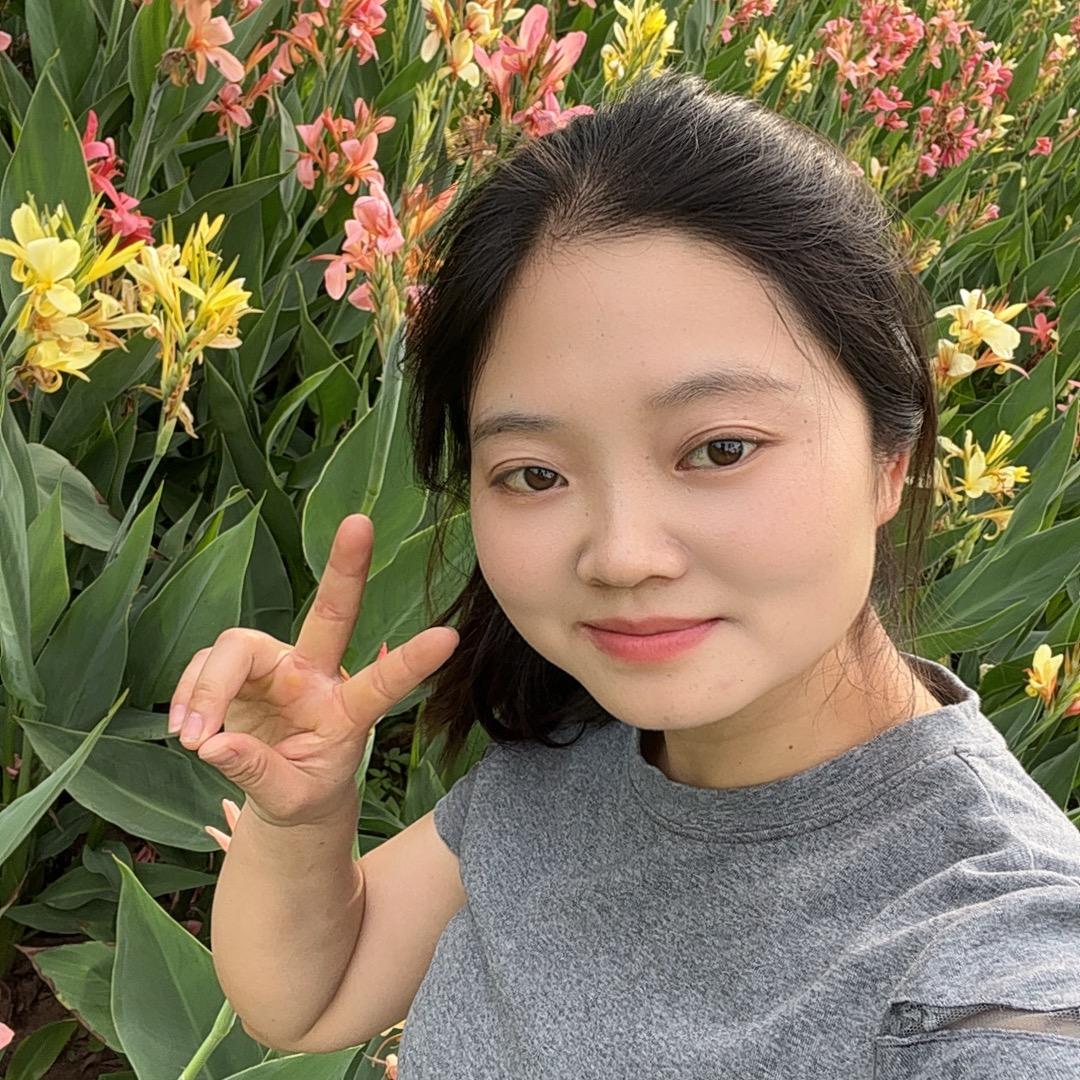 玲玲：专业贴砖