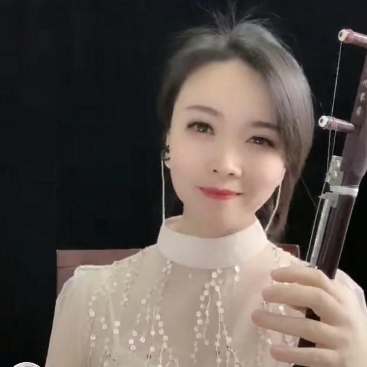 皮皮二胡