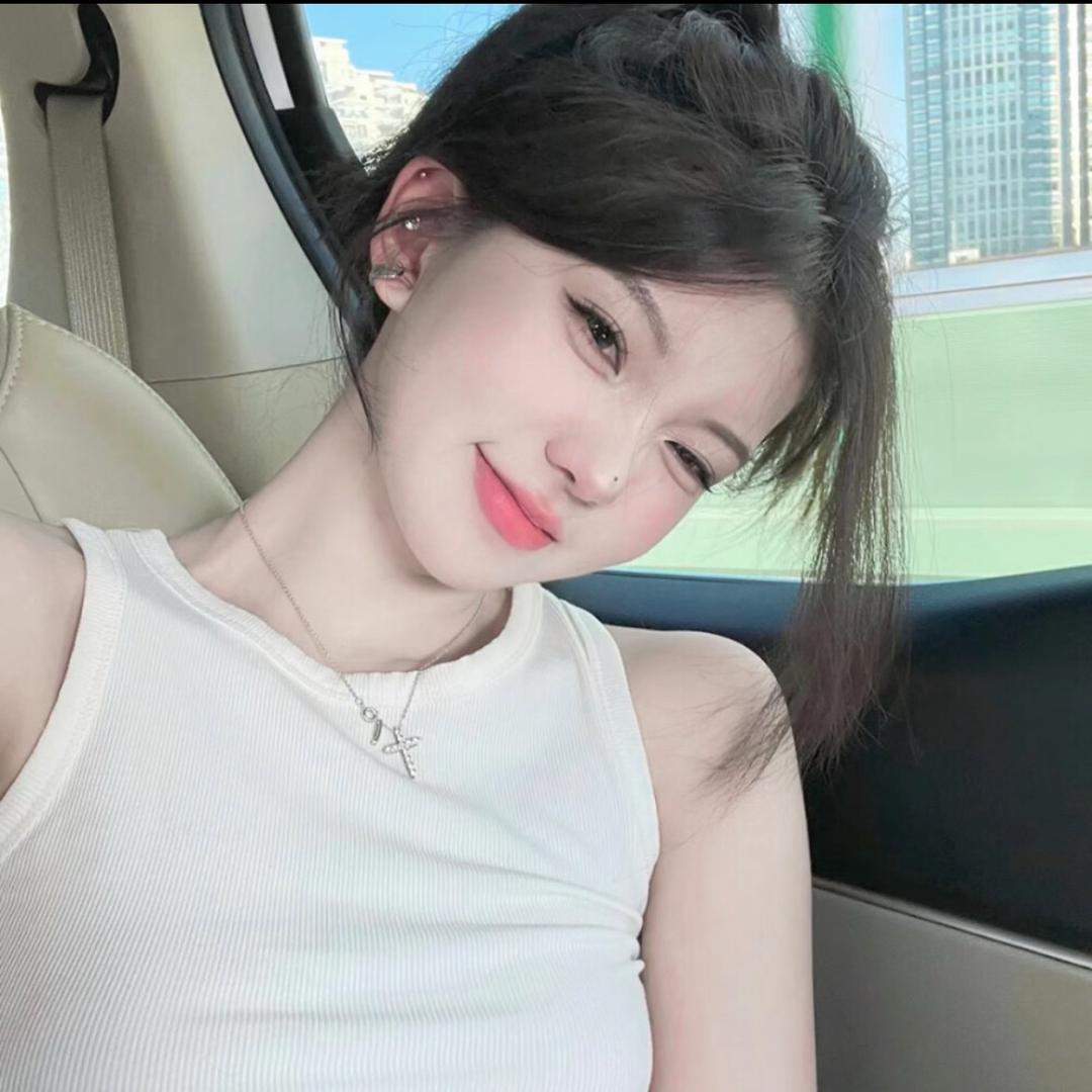 小咪的蓝眼睛
