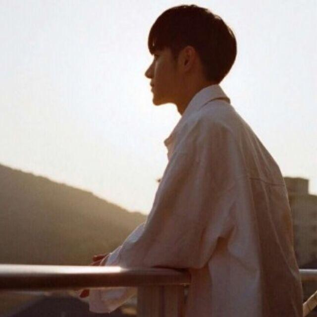 夏牧.