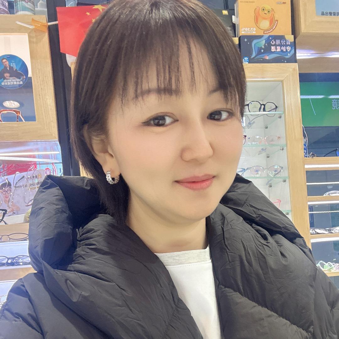 新疆沐沐家女装集合店