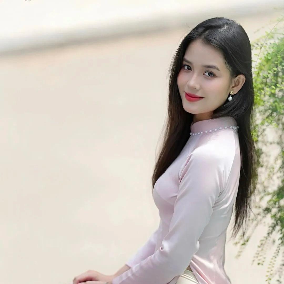 Ava