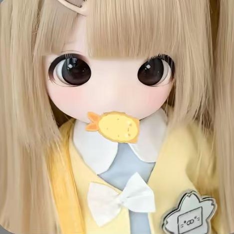 嘿嘿>^ω^<