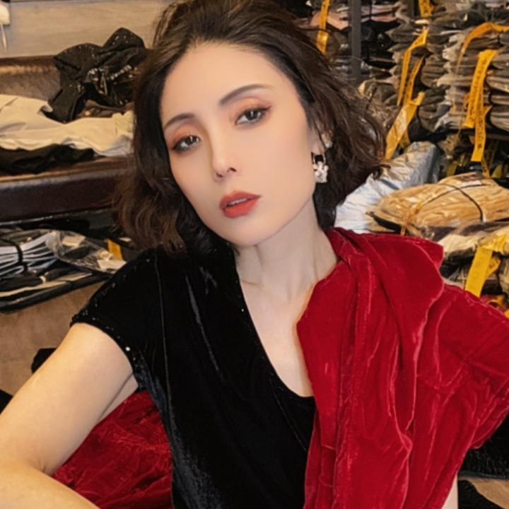 馨宝儿潮搭、工厂店（上午9点播）
