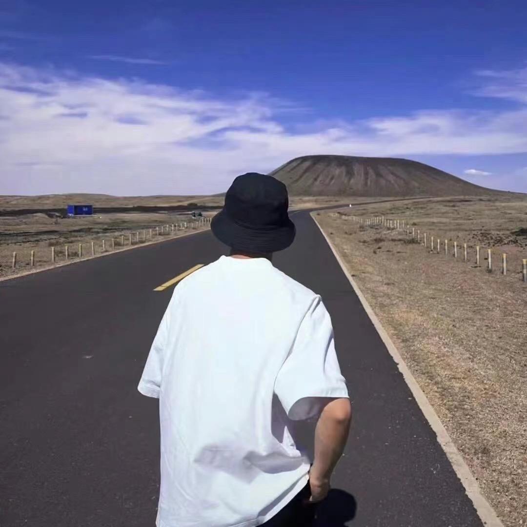 楠仔迷发型设计（回兴店）阿辰