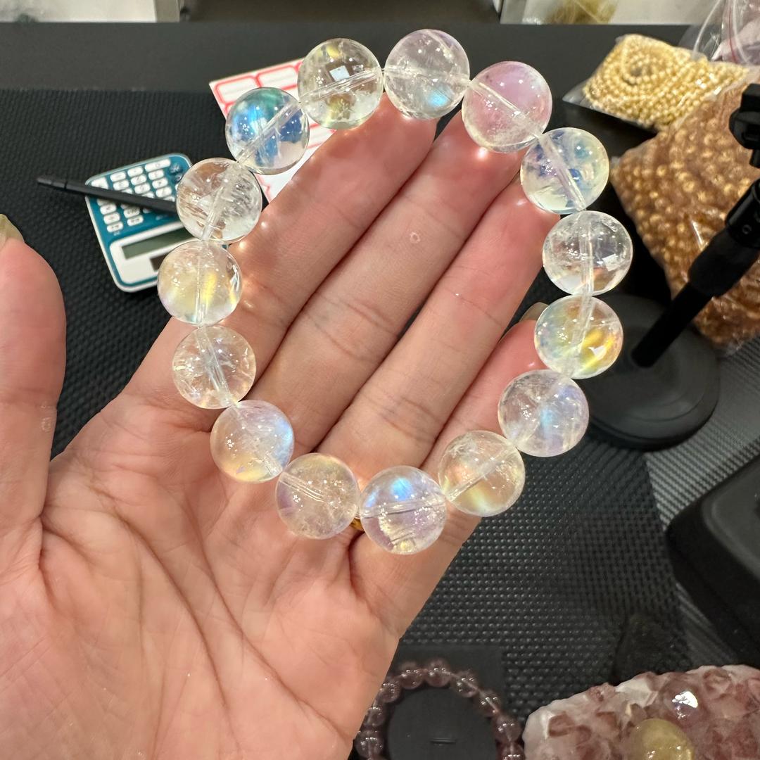 茶茶水晶珠宝铺