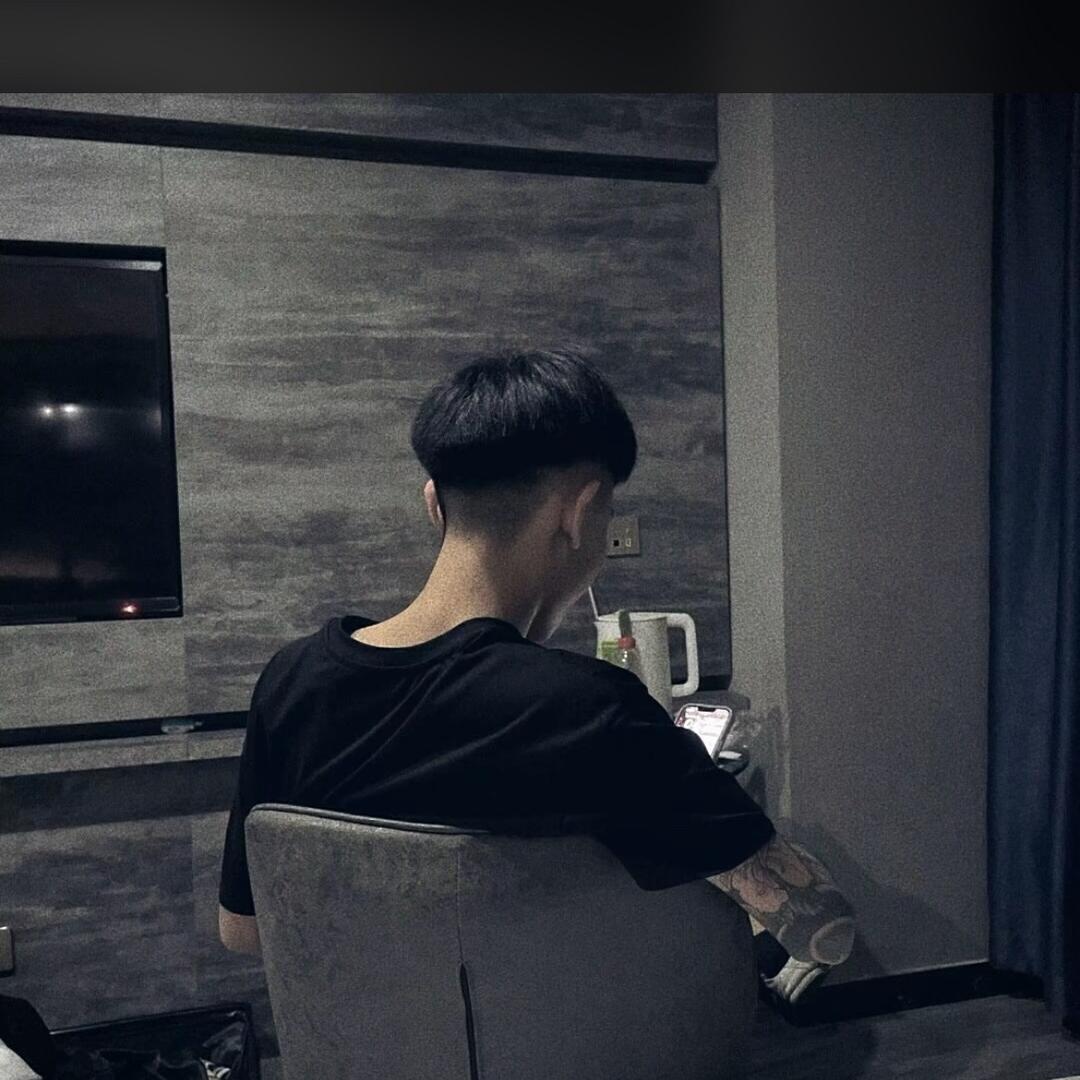 日曌望琉商专卖店