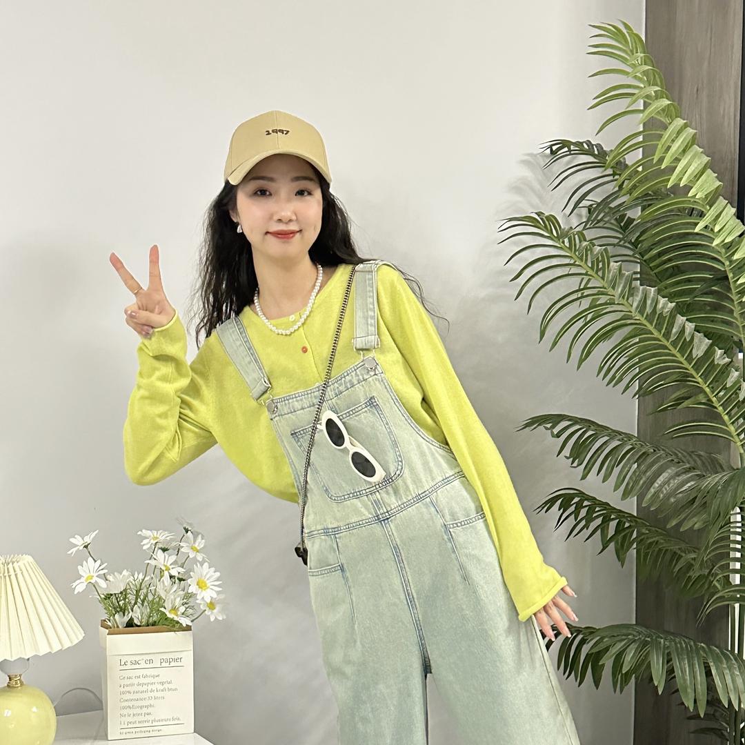 长寿古镇～四季风女装露露