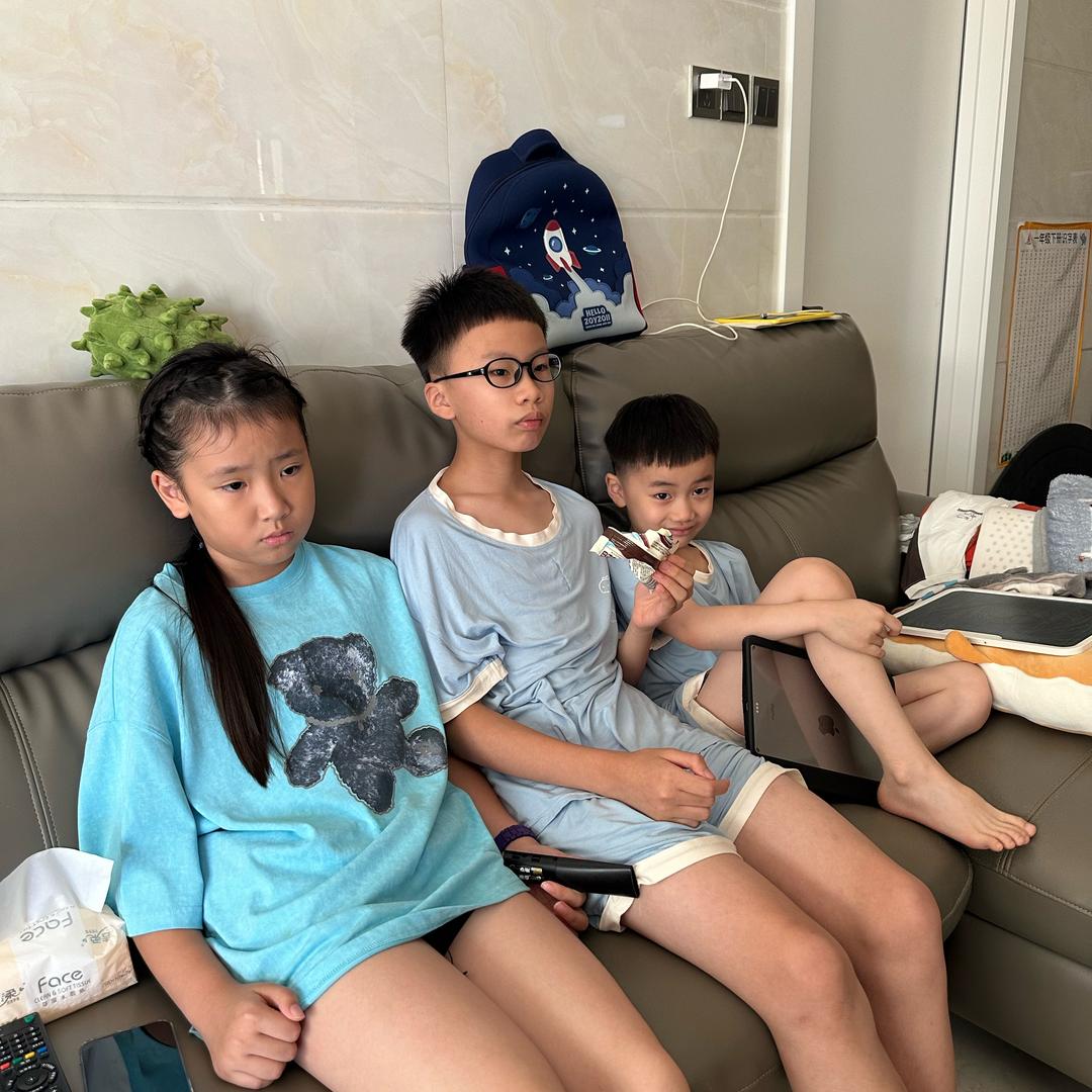 小小鱼