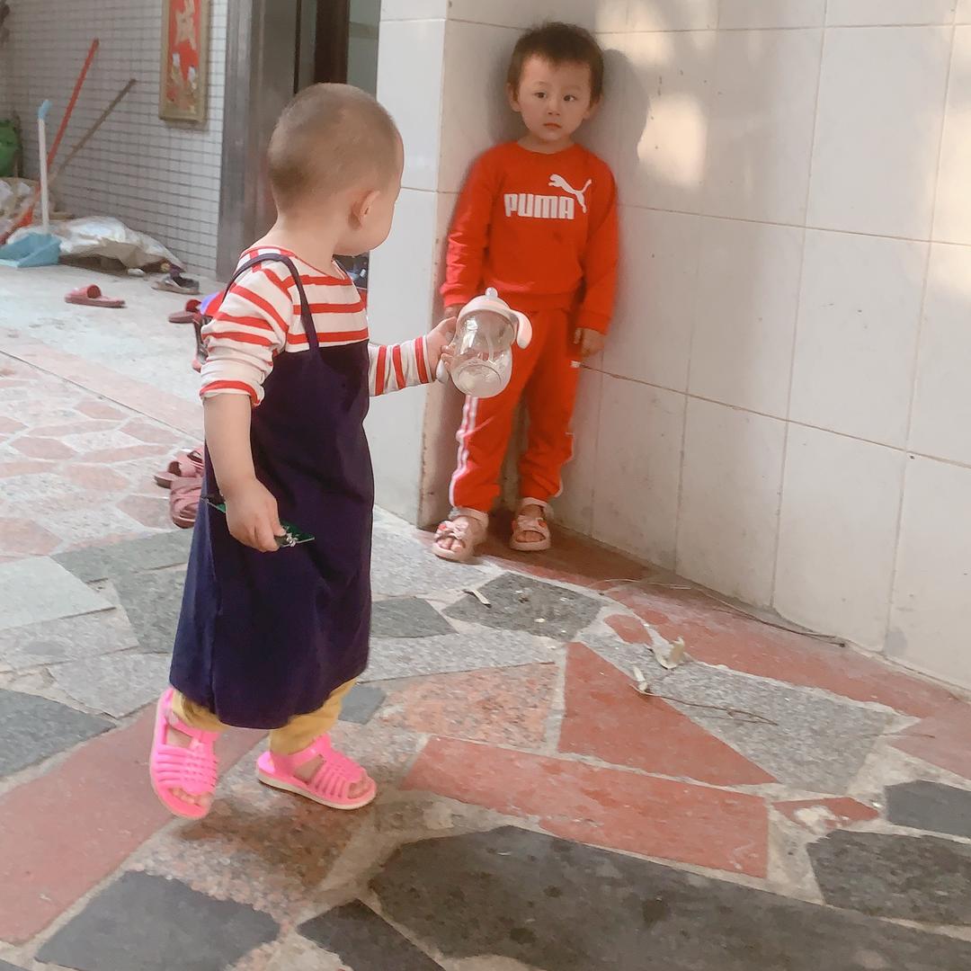 @两姐妹