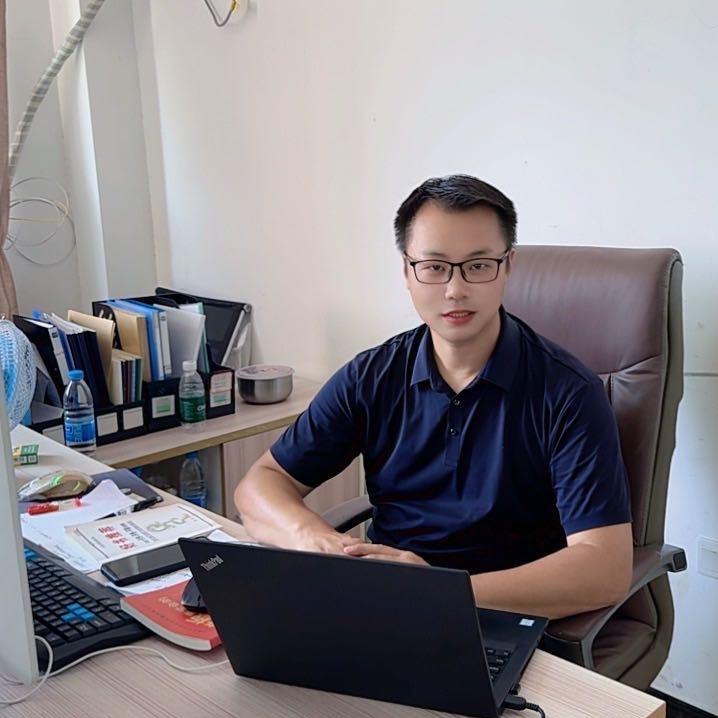 江西杰嵘服装源头工厂