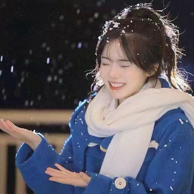 38岁性感母蟑螂