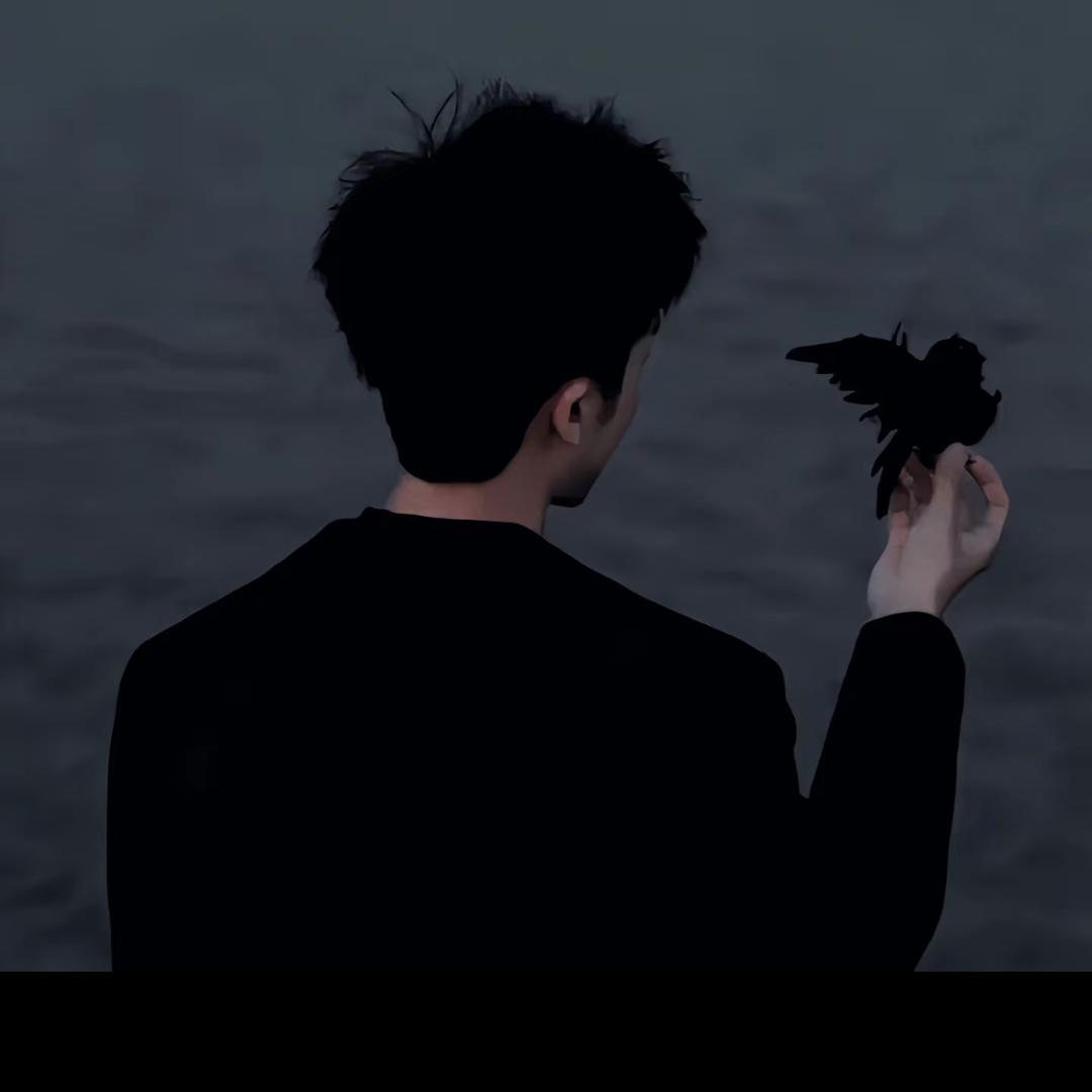 YB