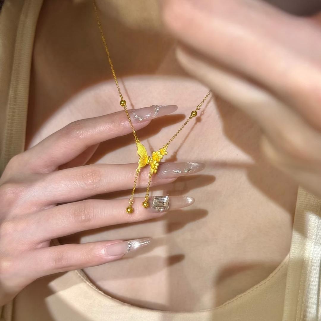 夏夏黄金珠宝首饰城