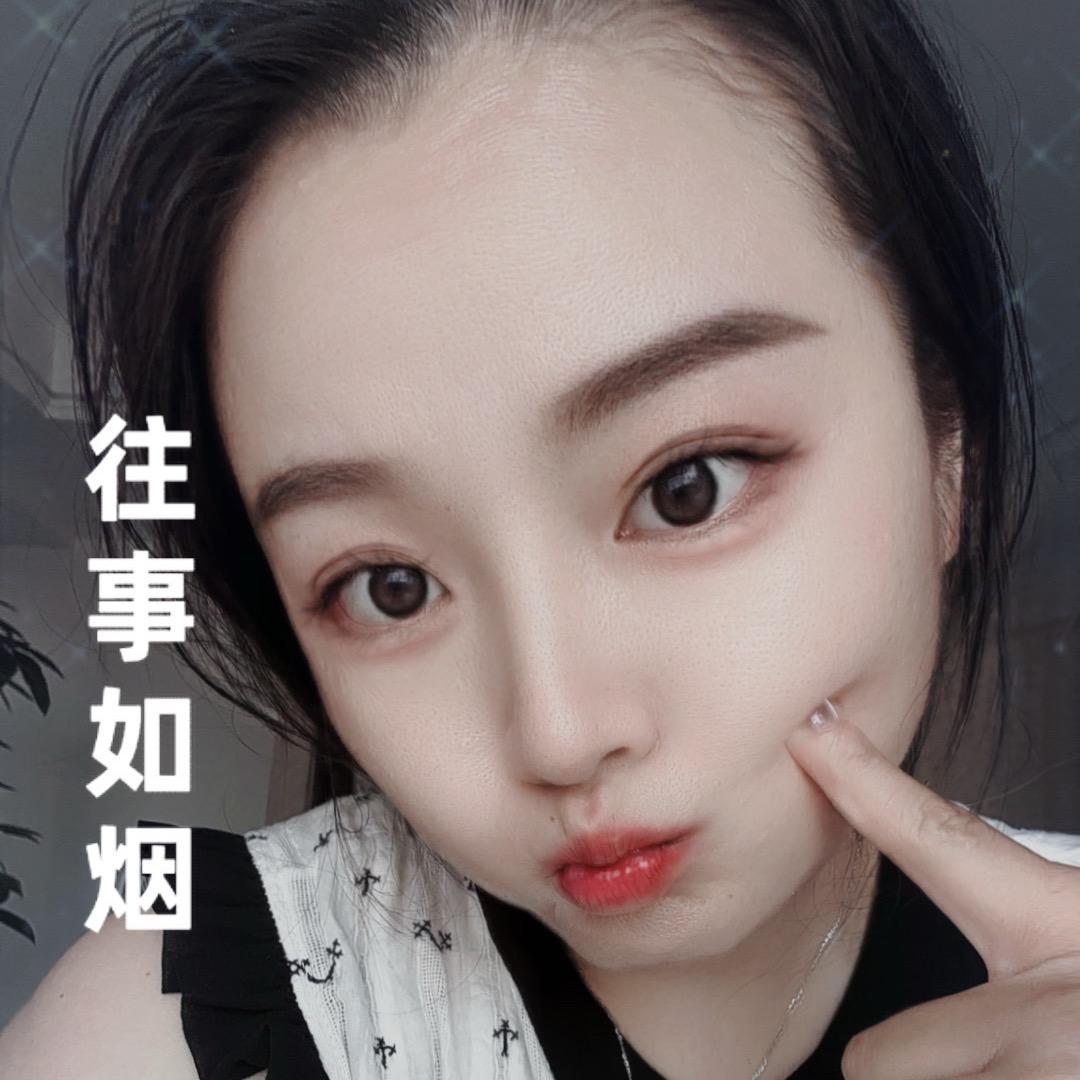 @爱臭美的沫宝