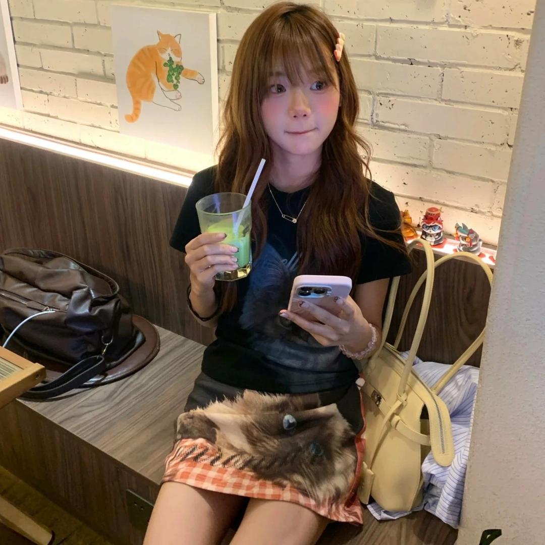 ￴￴￴ ￴￴   ￴ ￴ ￴￴￴