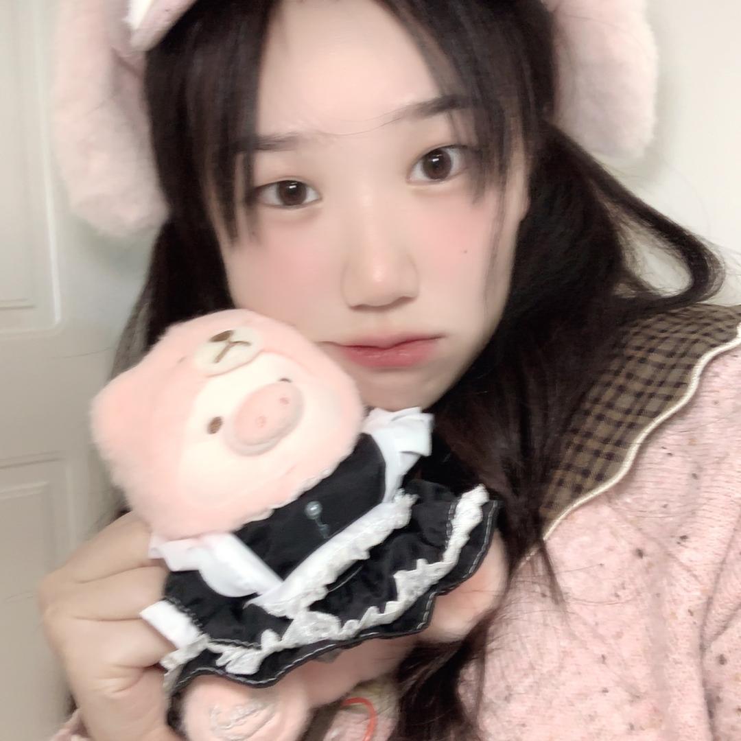 第一口就喝到了猪咪耶