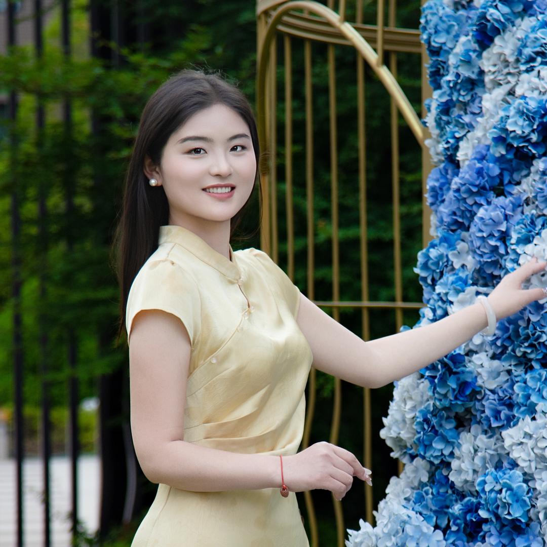 杨简妮
