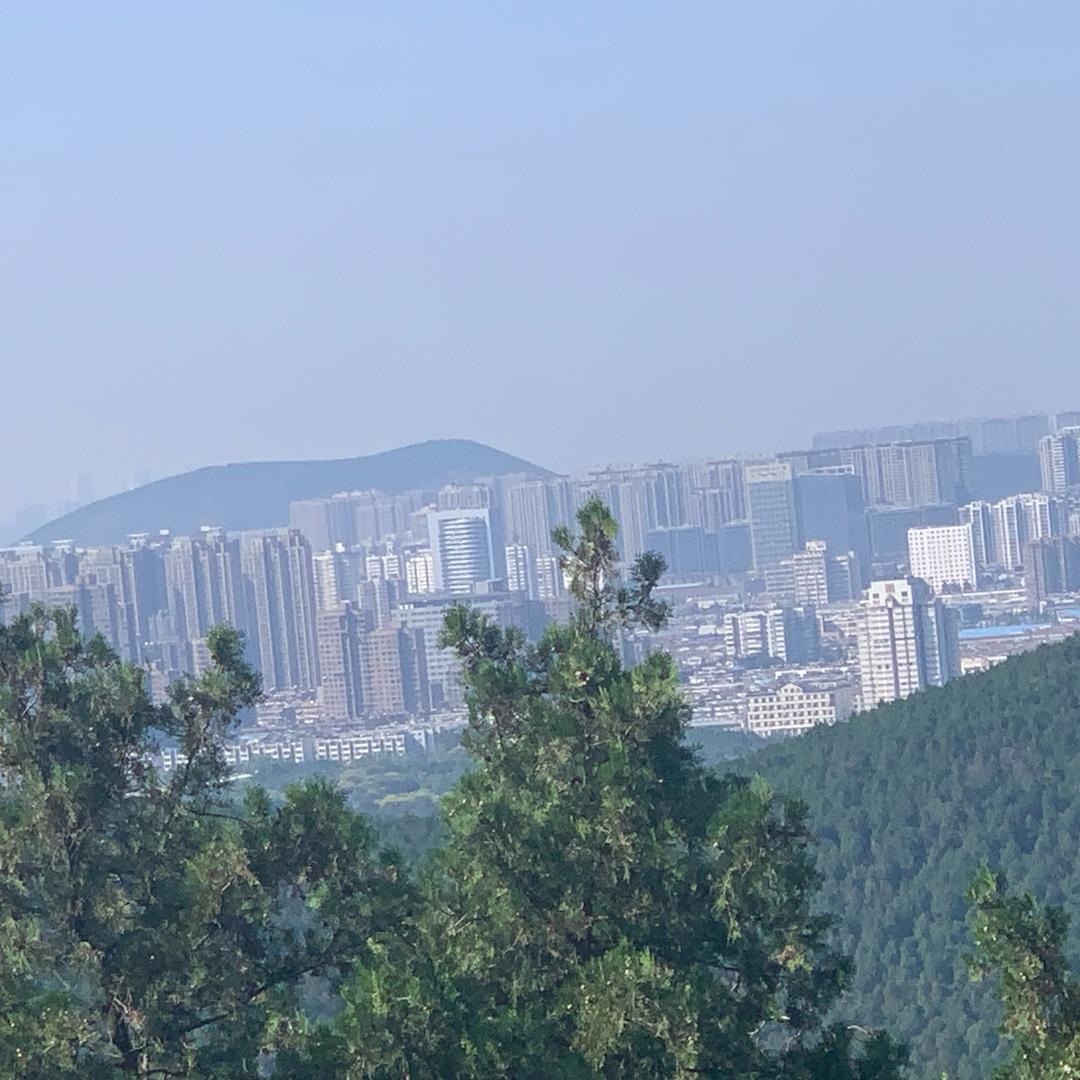 风轻云淡……