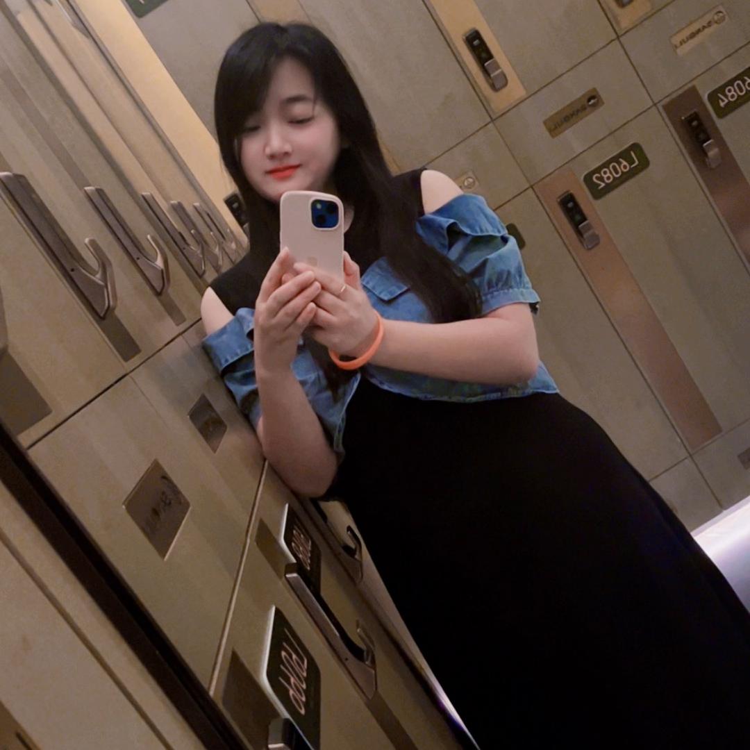 ℡👛Qing（七七）💋👒