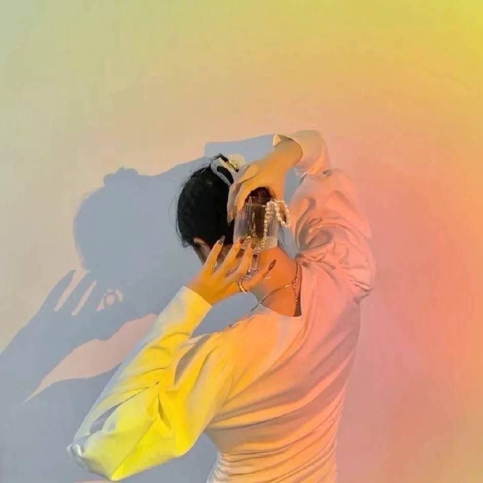 温柔藏匿于ᥫᩣ．