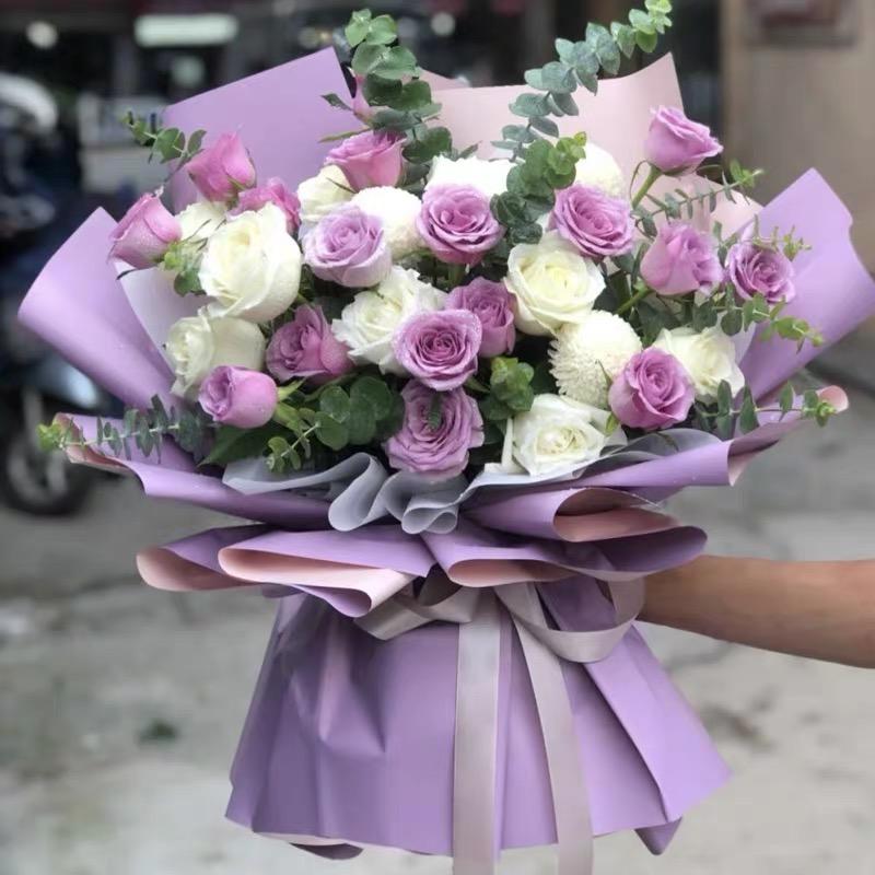 漆琦鲜花店，纸火，火炮，泡沫马，灵房批发