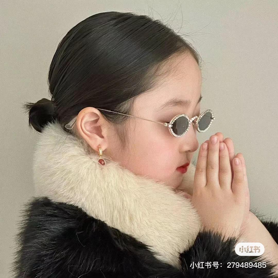 Du Du 嘟嘟