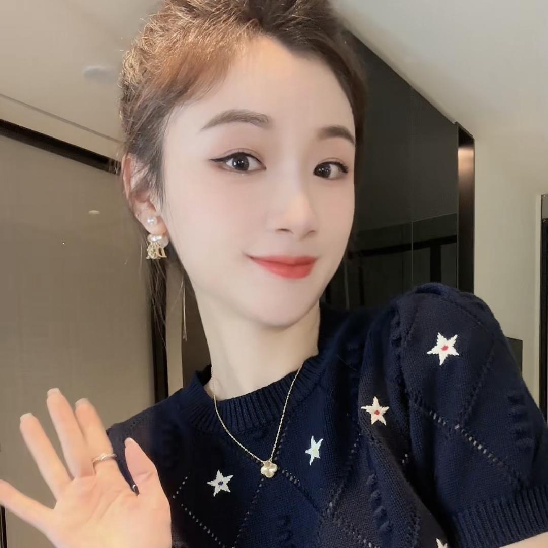 Q2倩儿的私服