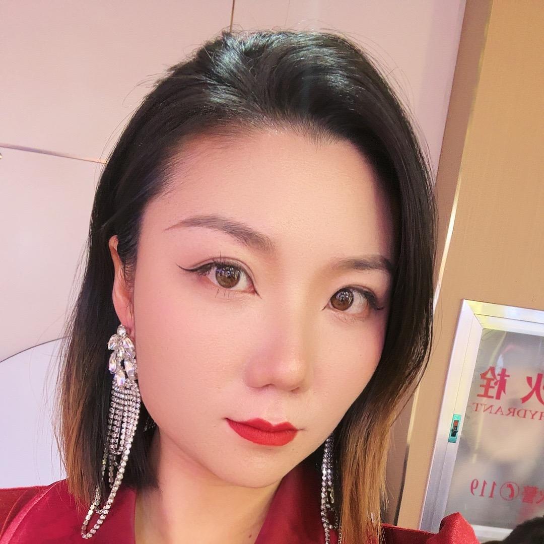 摇滚阿芬（绘爱一生婚礼服务）